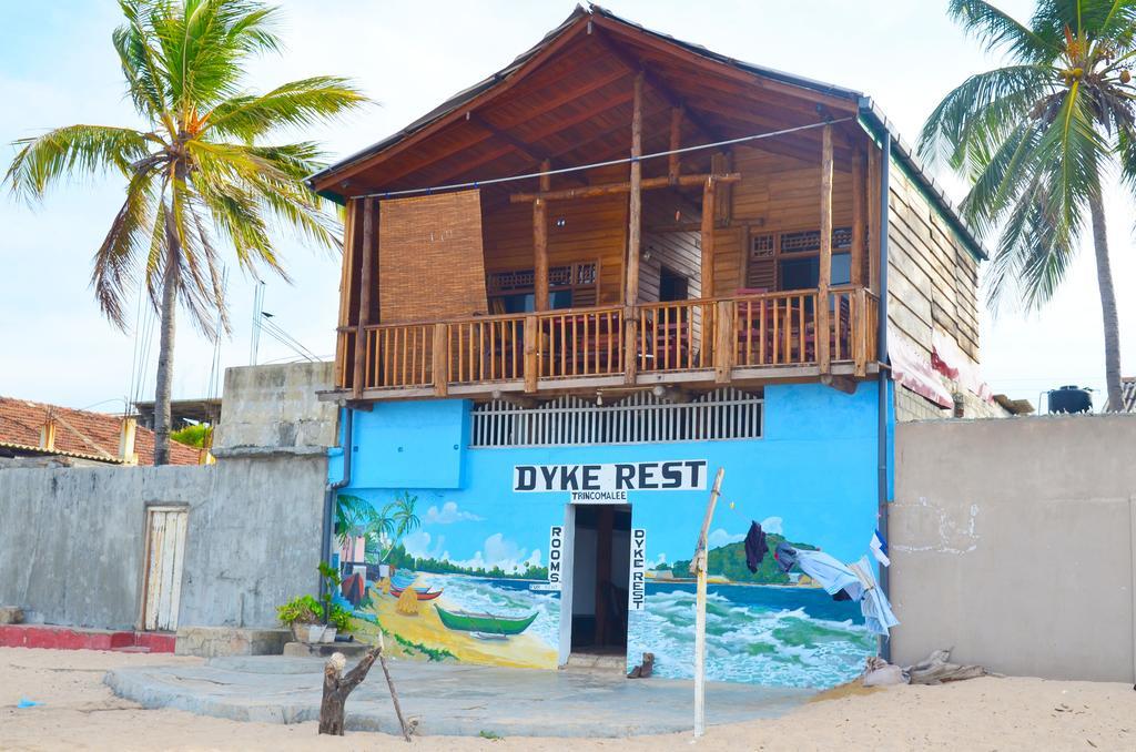 Dyke Rest Hotel Trincomalee Værelse billede