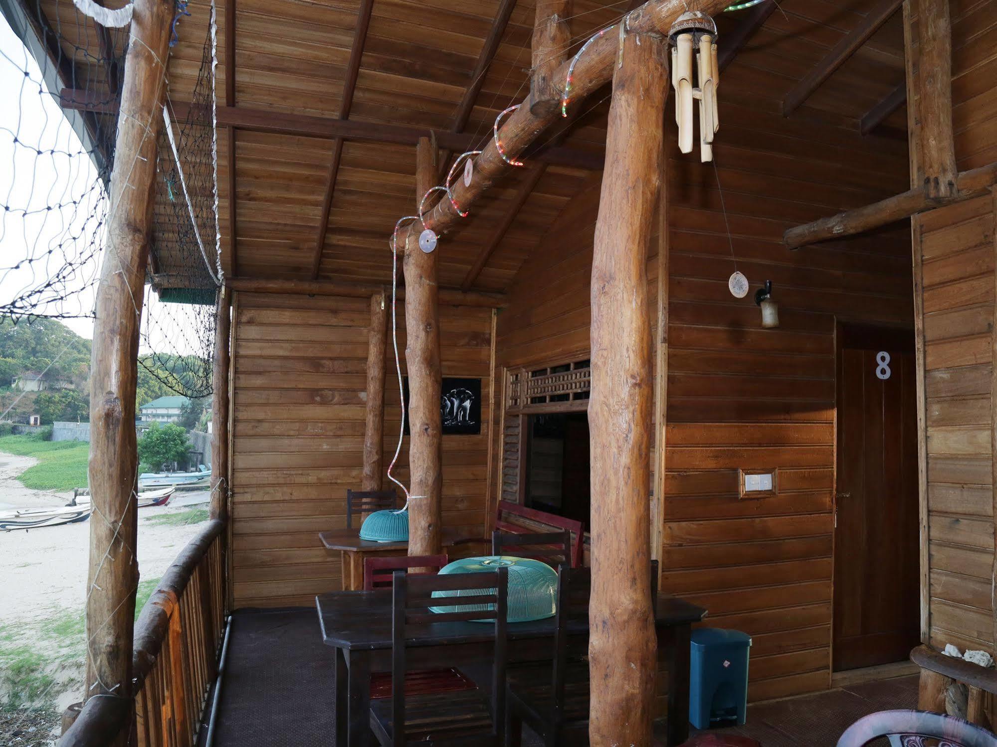 Dyke Rest Hotel Trincomalee Eksteriør billede