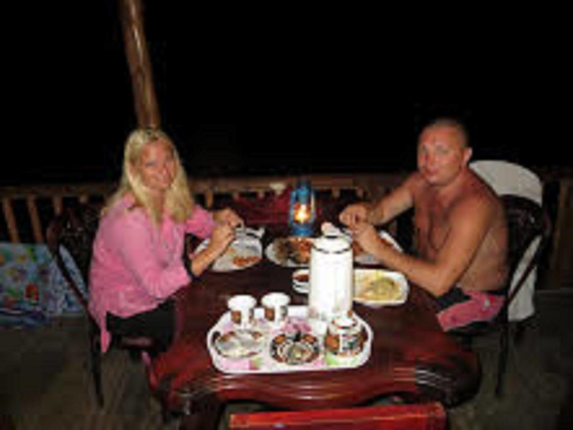 Dyke Rest Hotel Trincomalee Eksteriør billede